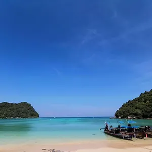 Pp Red Tuna Hut Koh Phi Phi Don