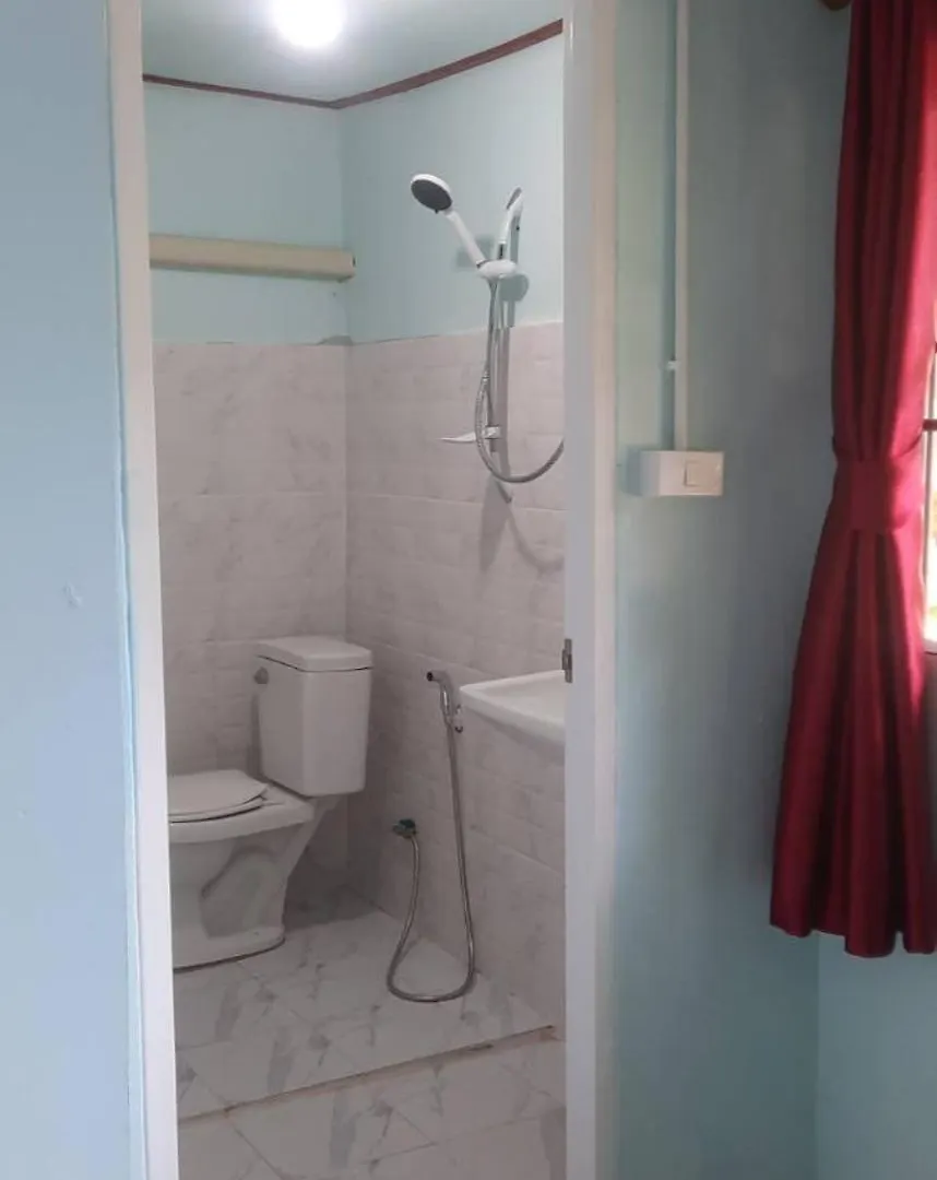 Chill Chill Long Beach Hostel Ko Lanta