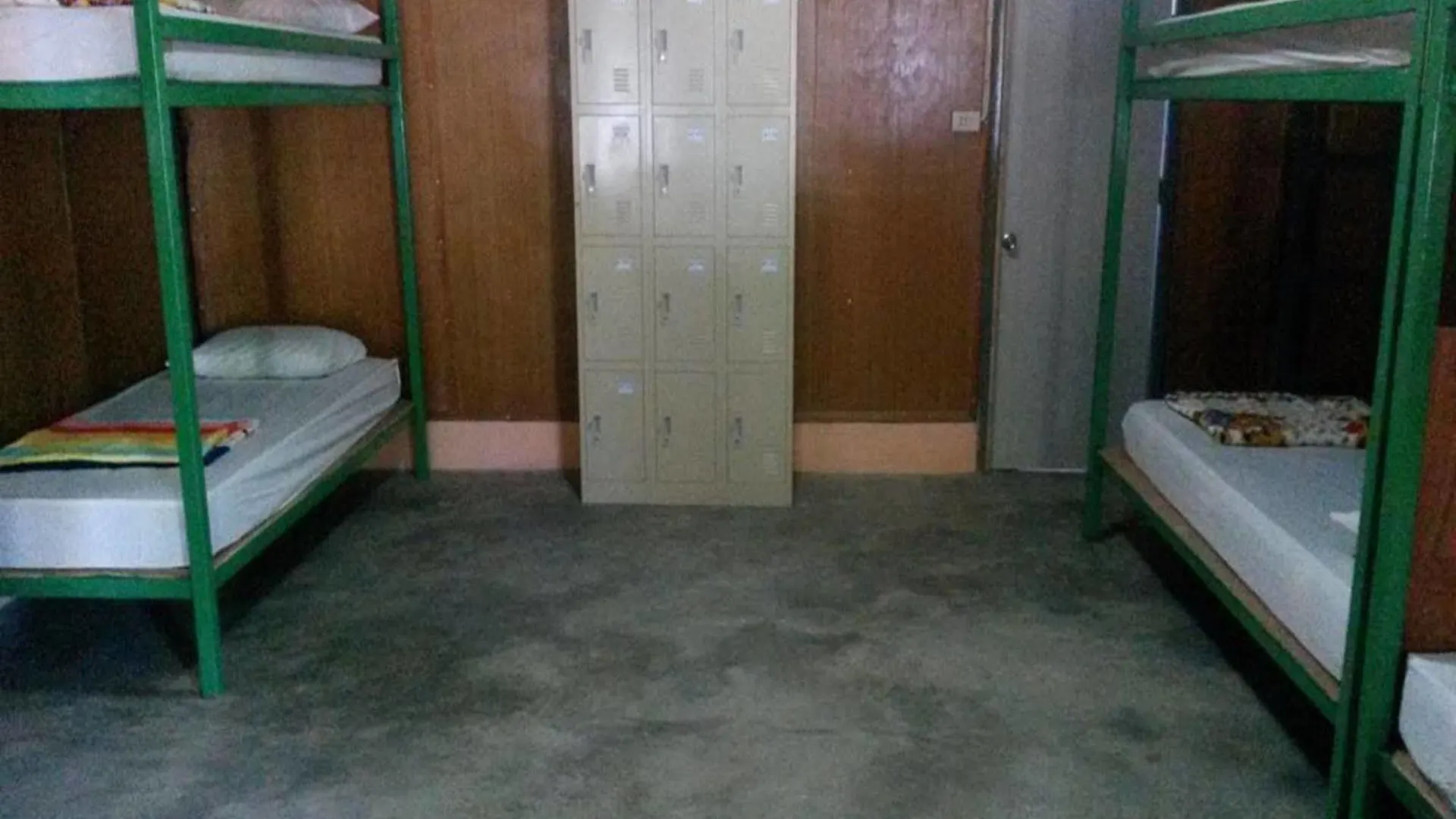 Chill Chill Long Beach Hostel Ko Lanta