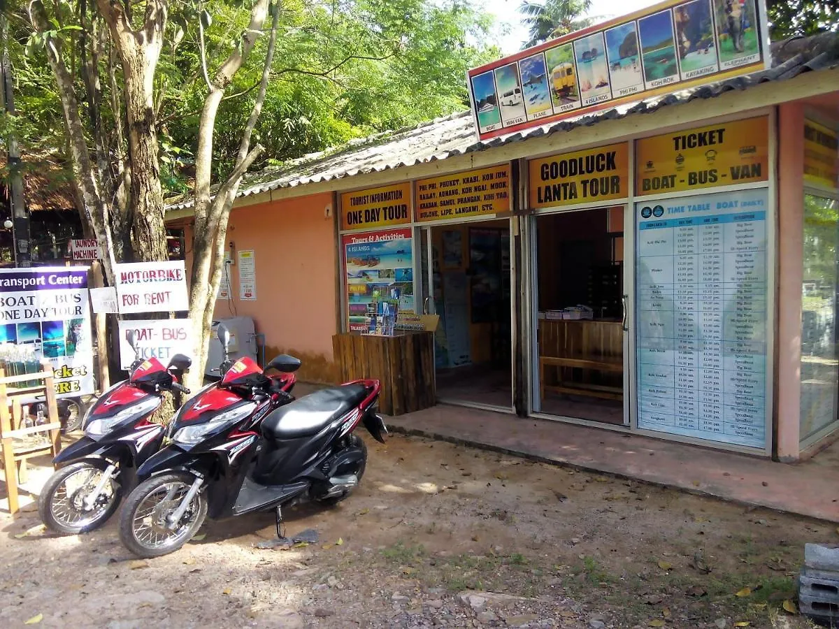 Chill Chill Long Beach Hostel Ko Lanta 0*,